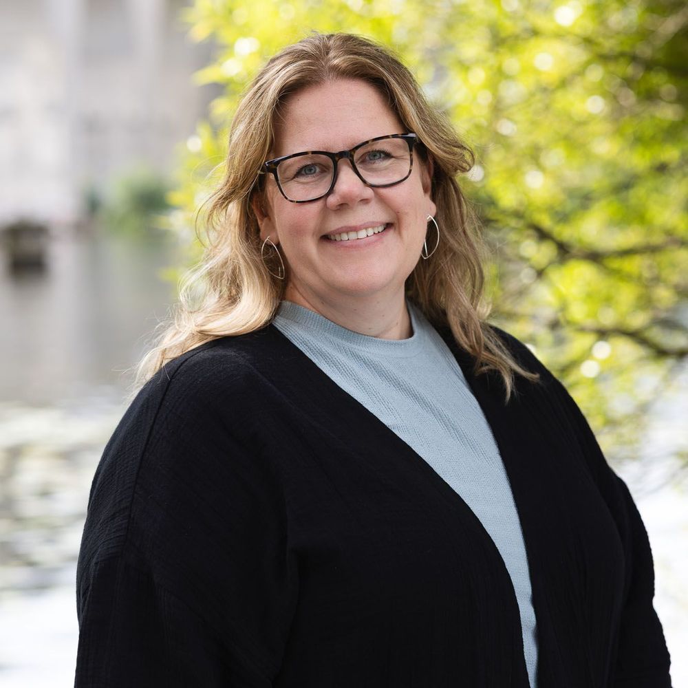 Lena Hedman, Informations- och utbildningskonsulent; sociala medier, annonsering, intervjuer, tävlingar